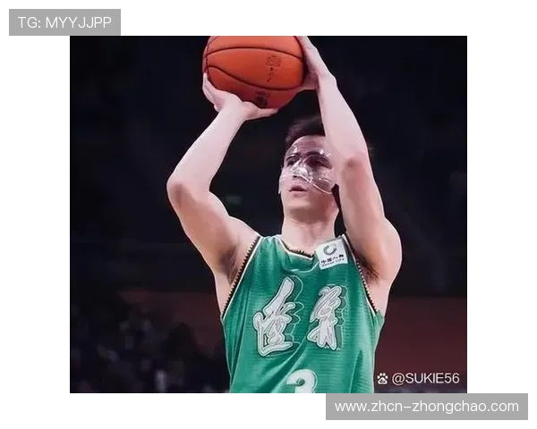 辽宁男篮更衣室庆祝赵继伟里程碑战役，氛围融洽